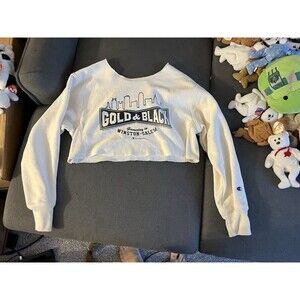 White champion cropped sweatshirt Winston Salem Approx. Size Medium